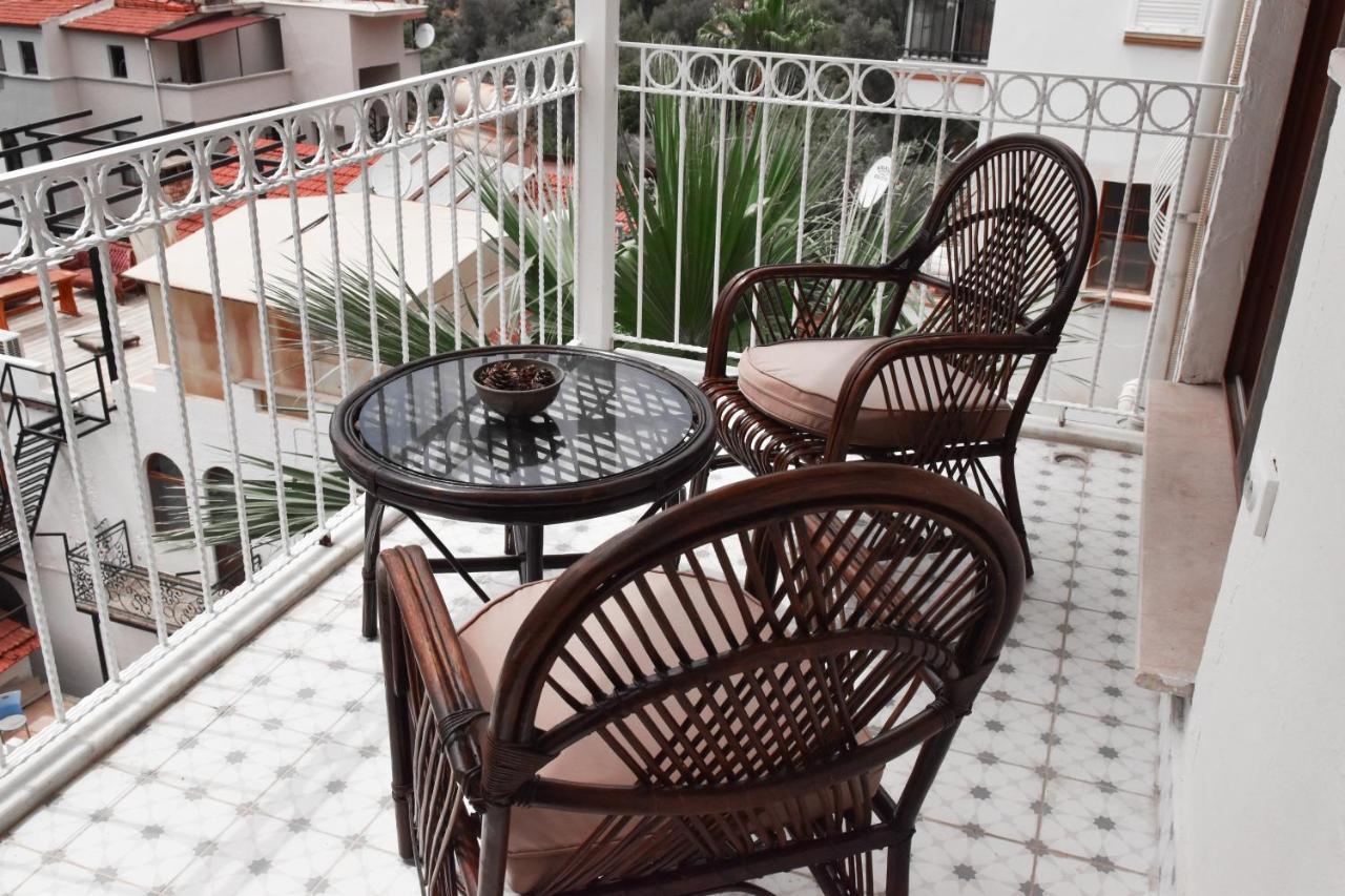 Smyrna Pansiyon Kaş Exteriör bild