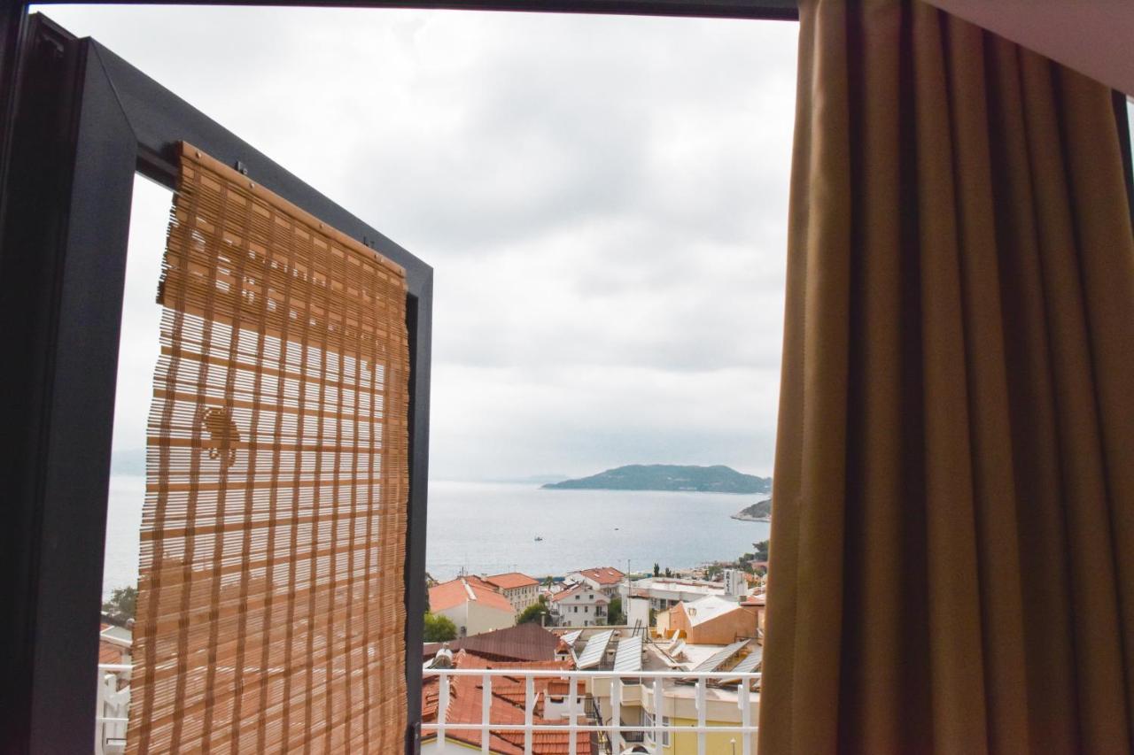 Smyrna Pansiyon Kaş Exteriör bild