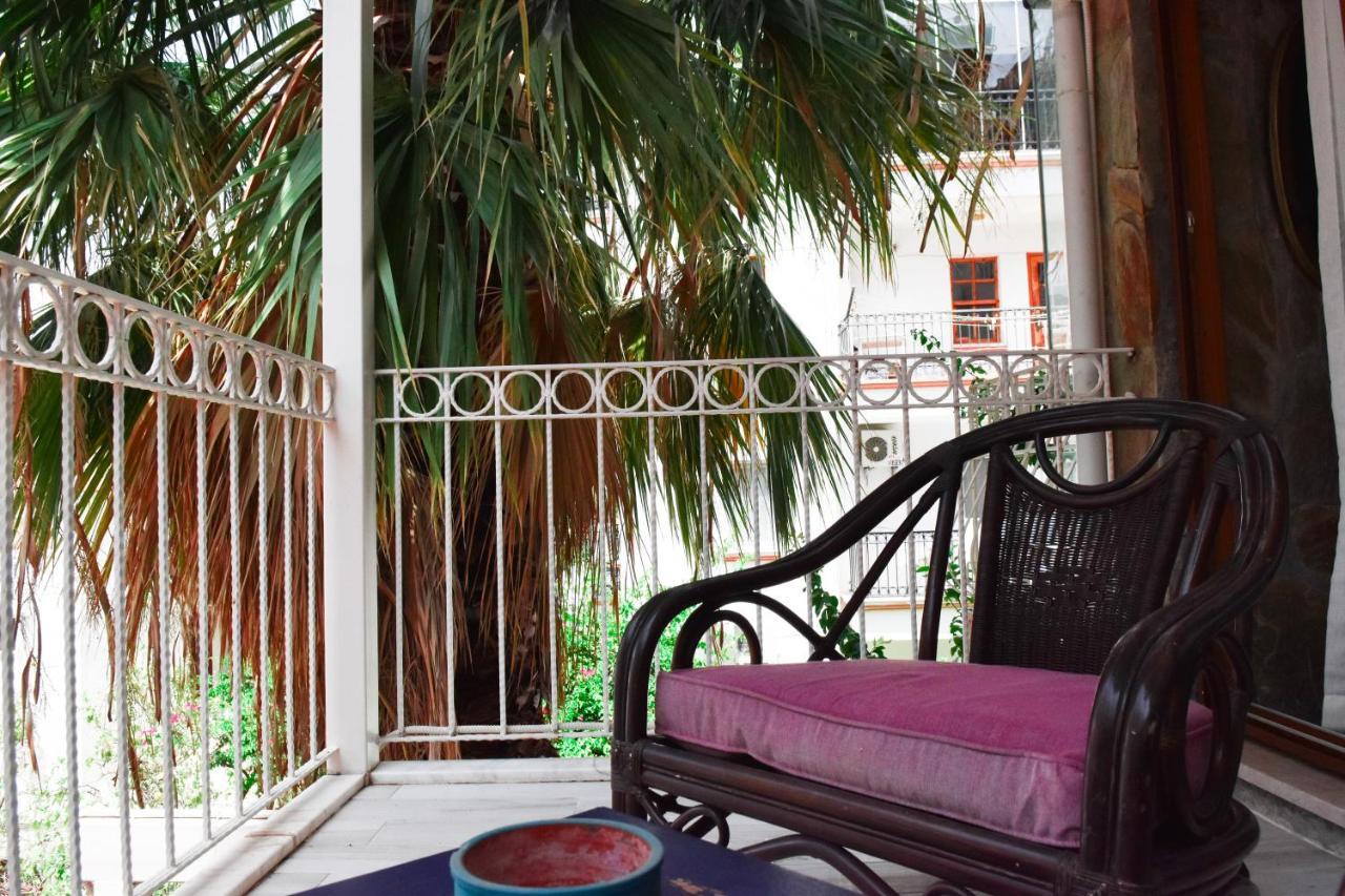 Smyrna Pansiyon Kaş Exteriör bild