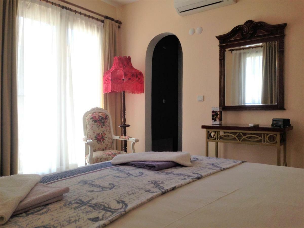 Smyrna Pansiyon Kaş Exteriör bild