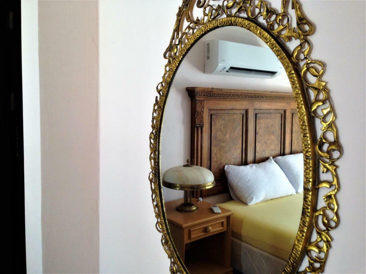 Smyrna Pansiyon Kaş Exteriör bild